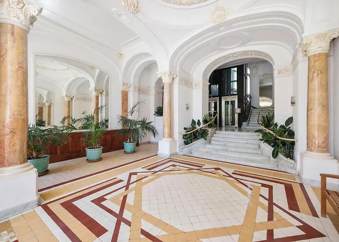 Le Winter - - Parking Prive - Palace -wifi * Menton